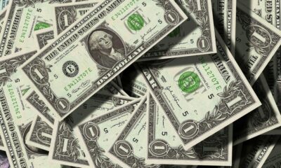 暗号通貨、CBDC、ステーブルコインを一緒に「現金の消滅」と綴る