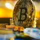 投資の専門家がインフレの影響について話し合い、ビットコインをヘッジとして