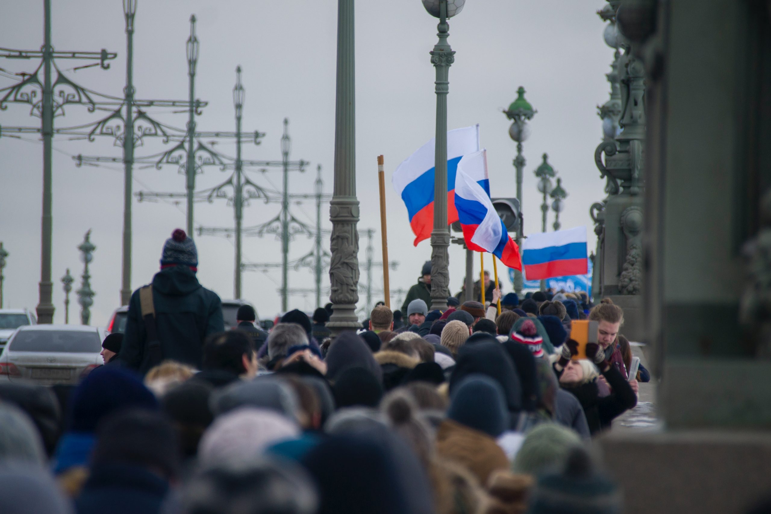 ロシアの首相は、暗号のロシア経済への統合を促します