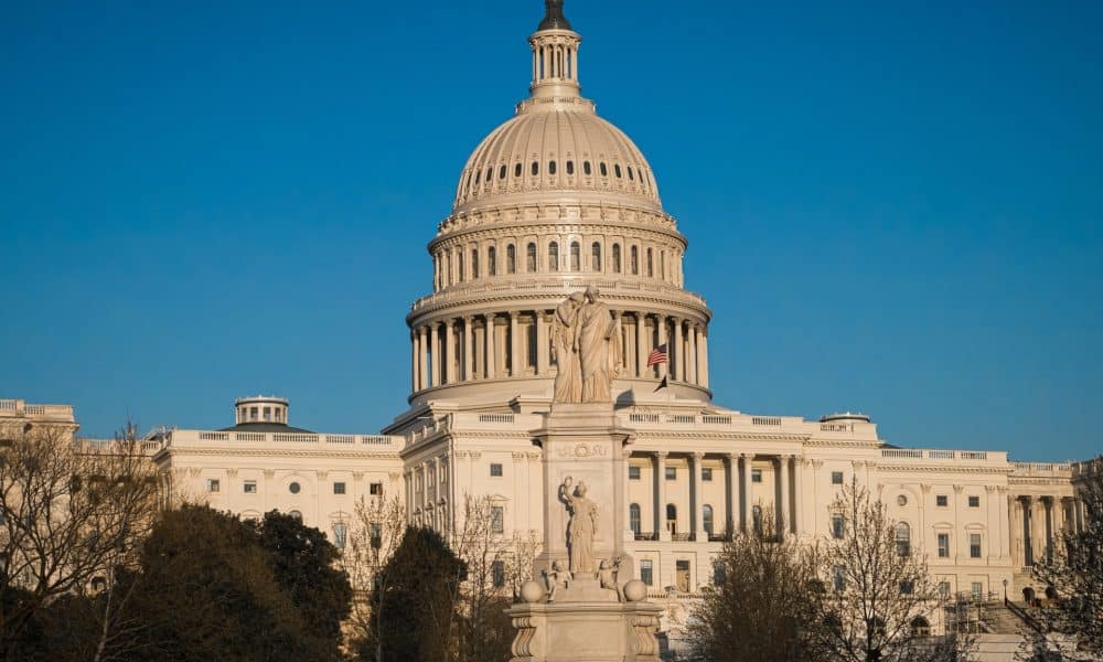 米国の議員は、SBFとFTXの現在のCEOに回答を求めています
