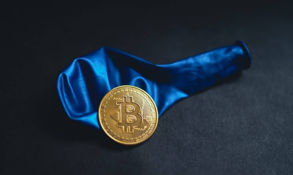 2021 年の仮想通貨界の大御所と、2022 年を揺るがした出来事のおかげで彼らが失ったものすべて