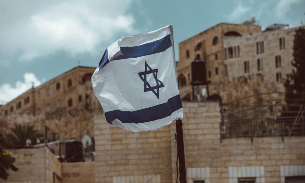 暗号を押収するためのイスラエルの要求と、暗号資金によるテロへの影響を解読する