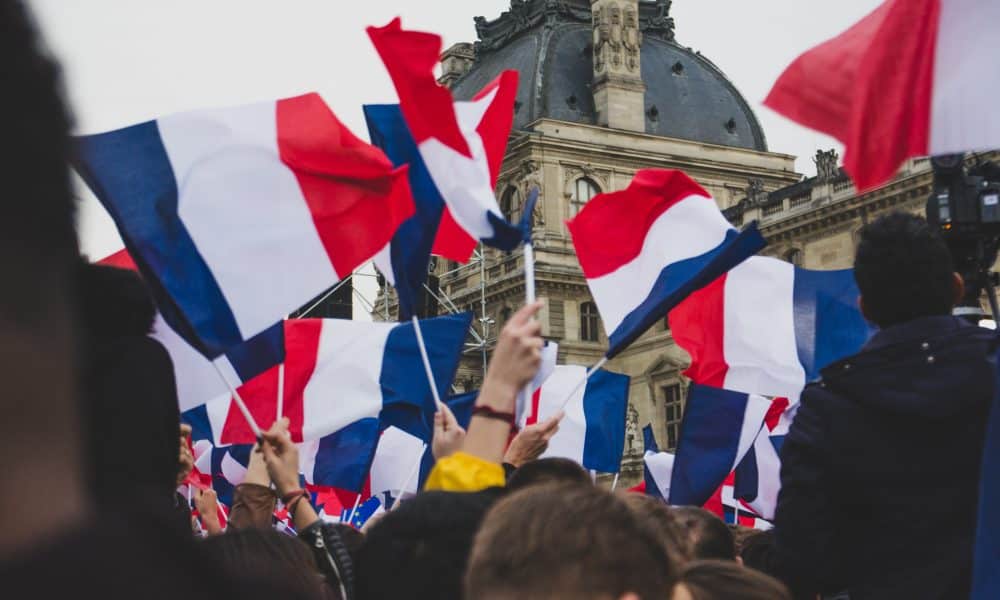 フランス中央銀行総裁が「義務的な暗号ライセンス」を要求
