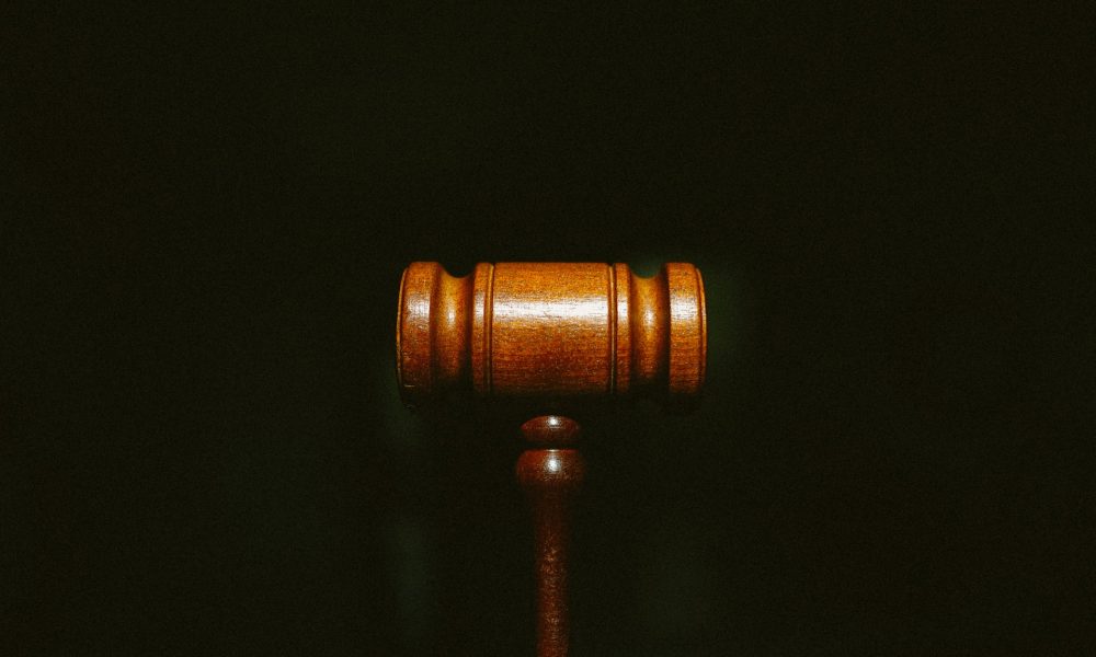 FTX: 検察官は、SBF と証人の間の通信を制限するよう裁判官に依頼します