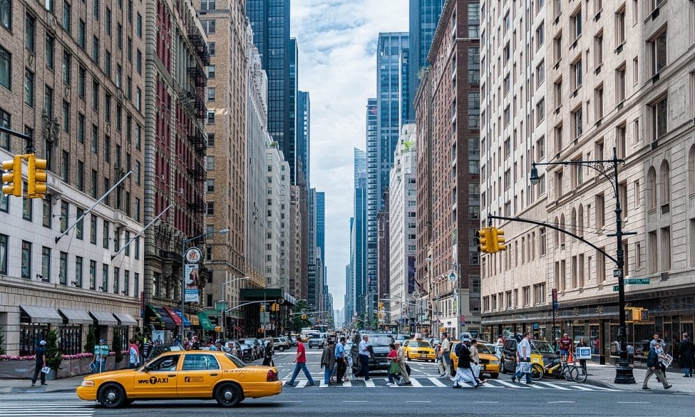 これが、米国の銀行危機に続いて暗号会社が何をしているのかです