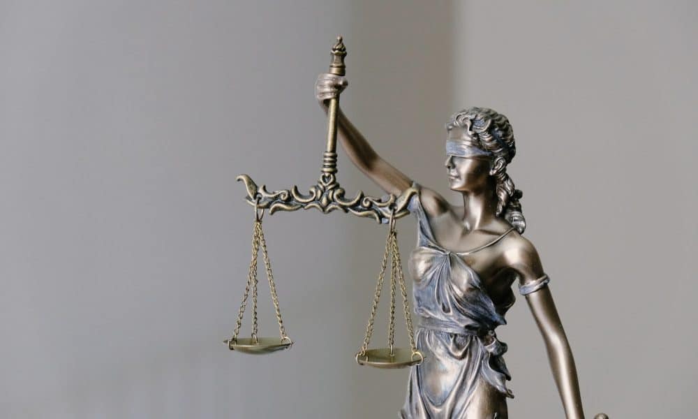 Ripple 対 SEC: Hinman のメールは公開されますか? この暗号弁護士は信じています…